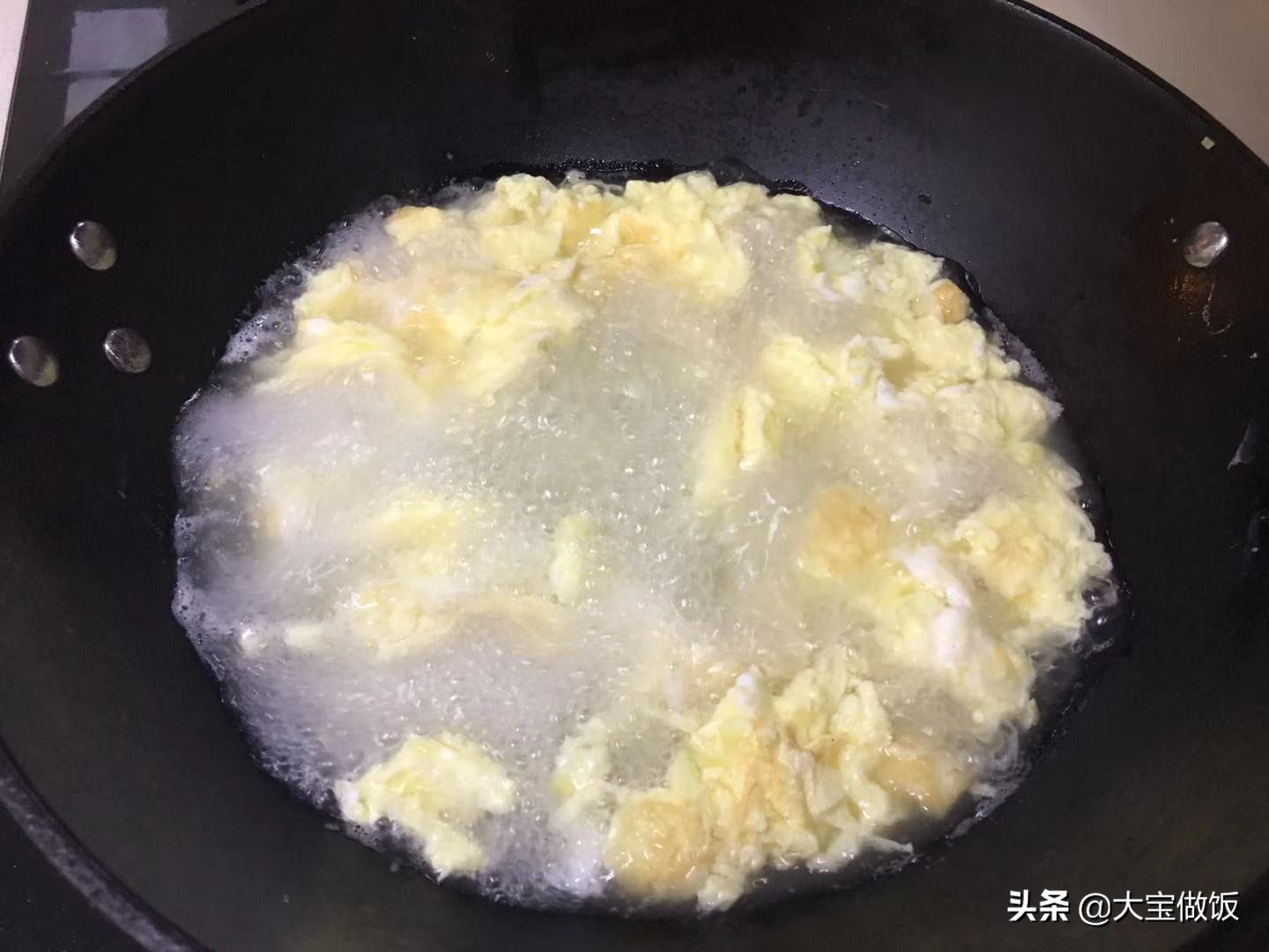 熬汤怎么熬又香又鲜又奶白,没有肉怎么熬汤