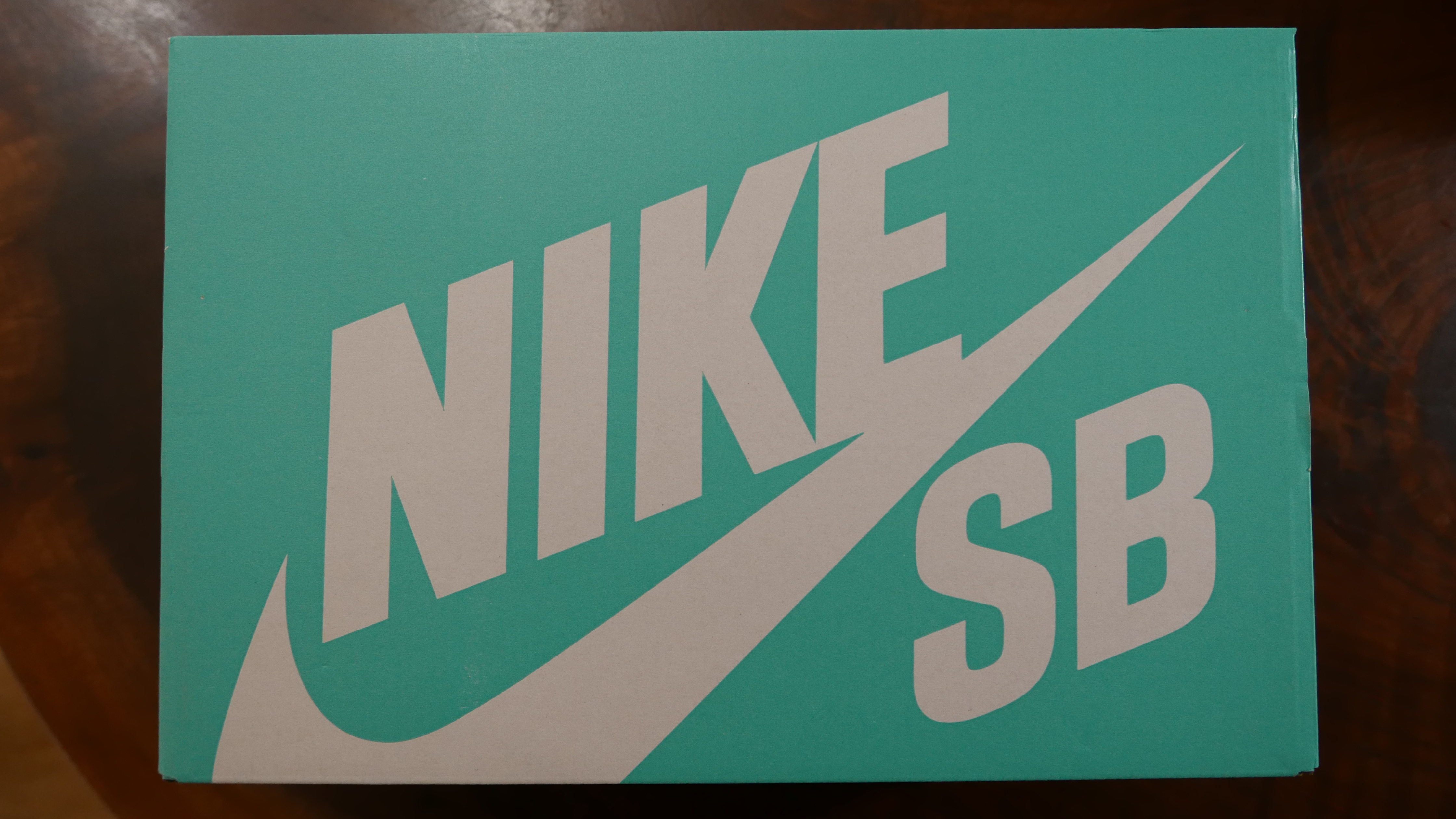 开箱nike绿色dunk,开箱视频球鞋nike