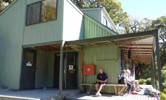 有着绝美迷人的“容颜”，却充满让*欲人**罢不能的速度野性与激情