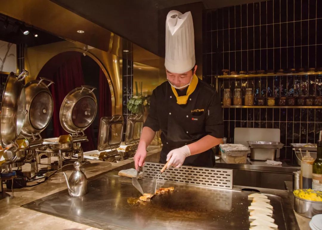 象拔蚌拼鹅肝三文鱼刺身拼盘,象拔蚌三文鱼鹅肝刺身拼盘