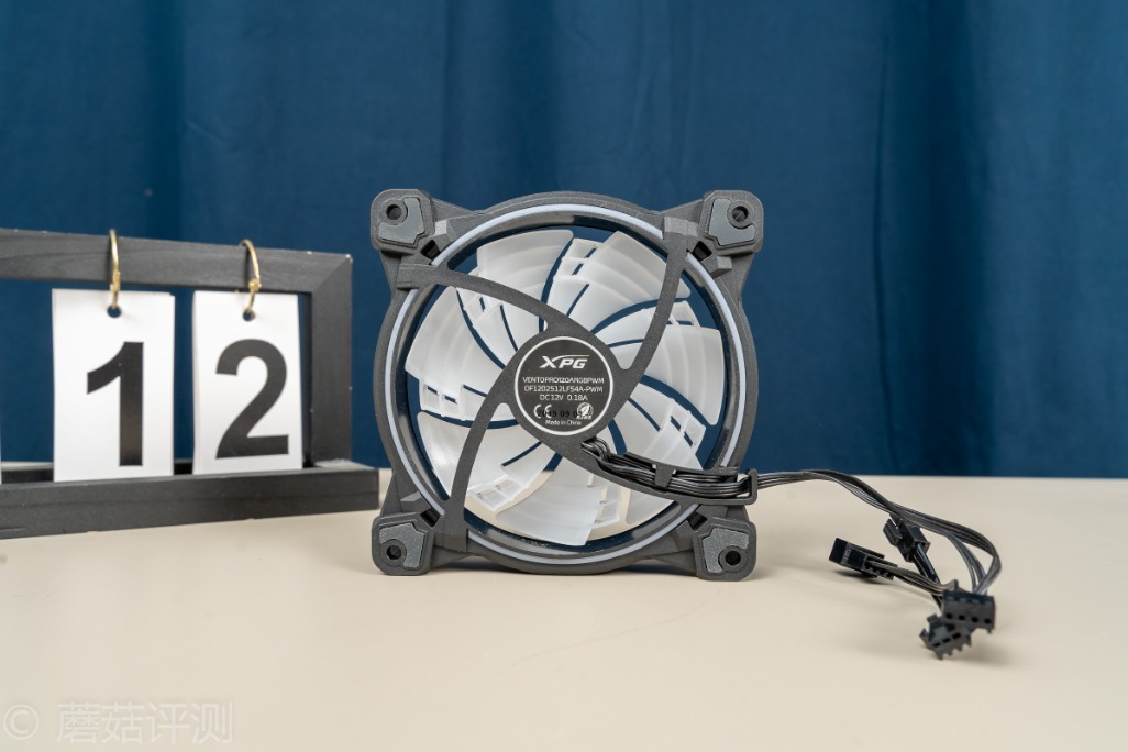 最好的240水冷评测,240分体水冷和240一体水冷对比