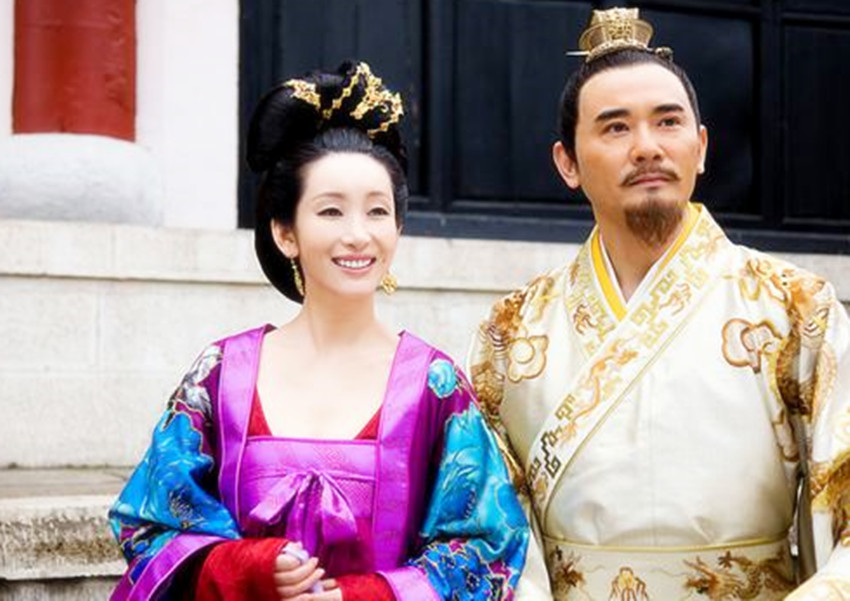 武则天怎么成了李治的皇后,武媚娘传奇武则天当上了皇帝