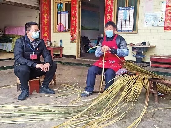 守村人六子,守村人六嫂买房视频