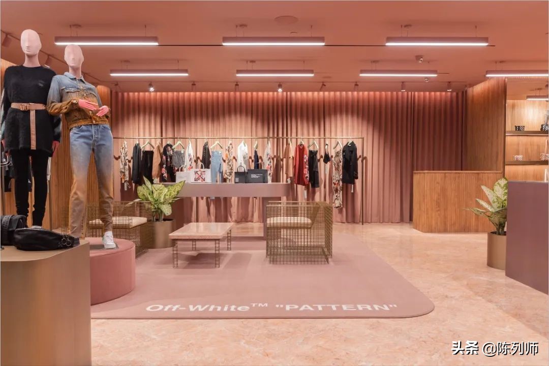offwhite风格,白色品牌陈列搭配