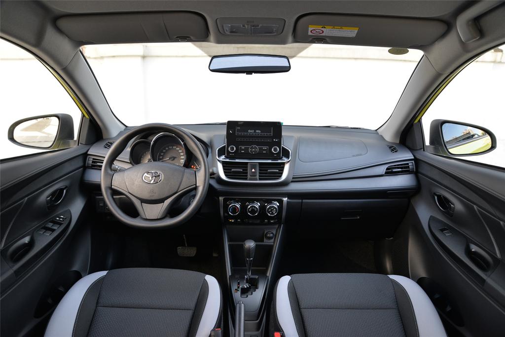 适合年轻人练手的三款车,适合不同预算的车