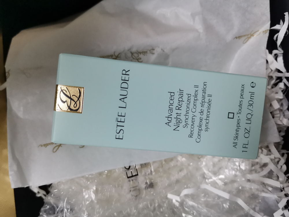 雅诗兰黛小棕瓶的精华抗衰老,雅诗兰黛小棕瓶是修护精华吗