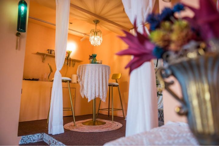 夏天重庆旅游住宿攻略,去重庆旅游住哪比较好