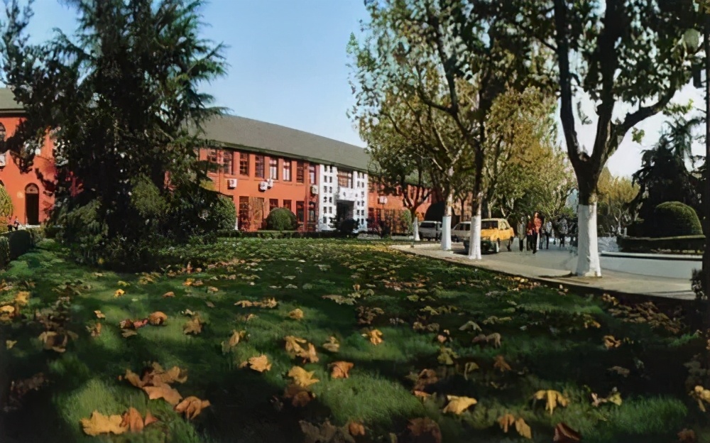 华东师范大学计算机考研招生信息,华东师范大学计算机研究生好考吗