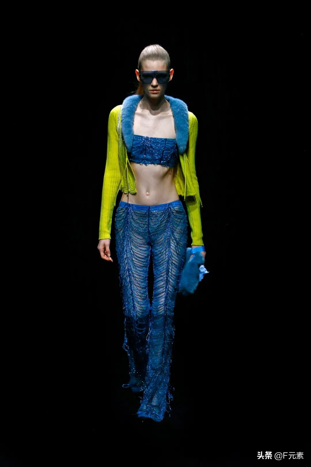 blumarine秋冬系列时装秀,blumarine2022米兰时装