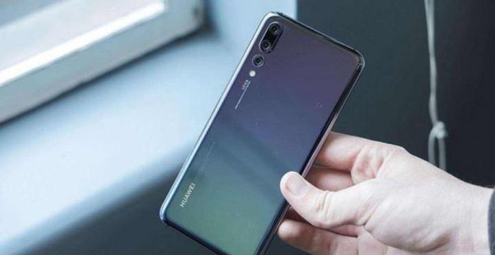 手机用很多年卡顿的真正原因是啥,为什么手机用到三年以后就卡顿了