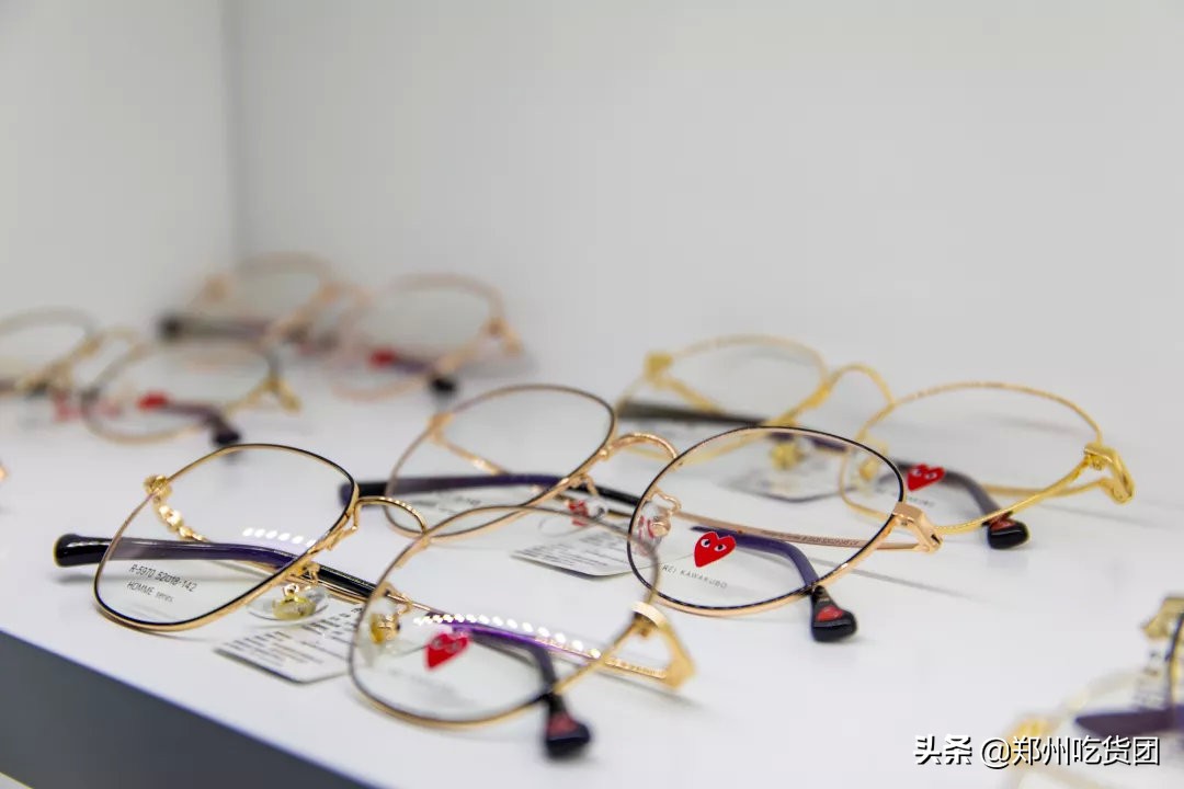 眼镜店无限城,个性镜架附近眼镜店