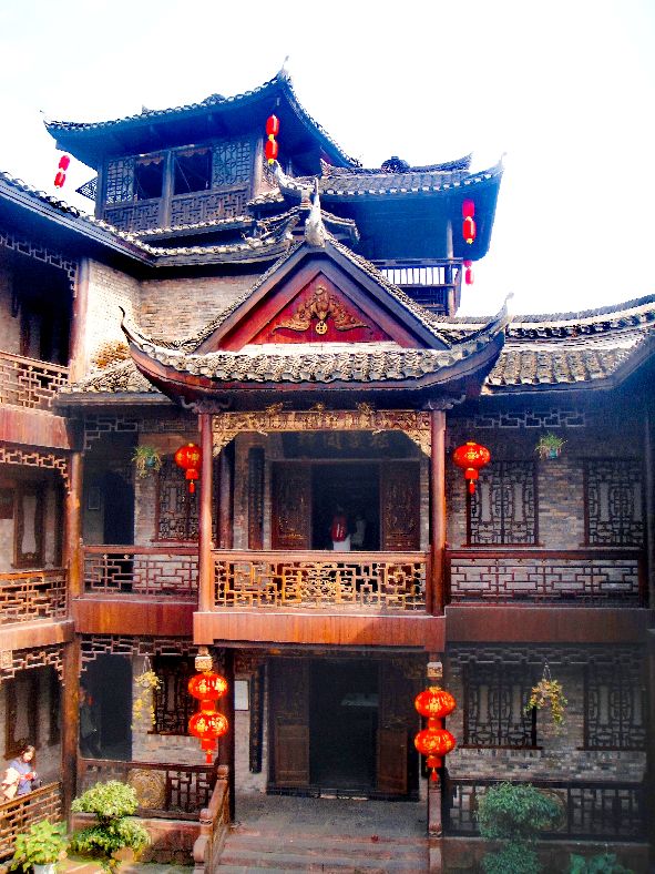 凤凰古城风景优美漂亮,凤凰古城被谁称作是最美的小城