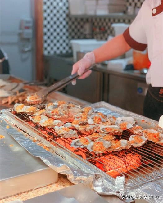 沈阳人！吃自助餐都用什么姿势？