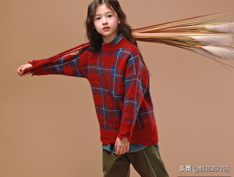 小个子针织毛衣推荐宽松中长款,最新款女士韩版手织毛衣18-21岁穿