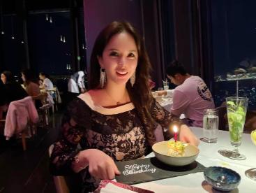 46岁女明星婚变,身价过亿女明星被爆离婚