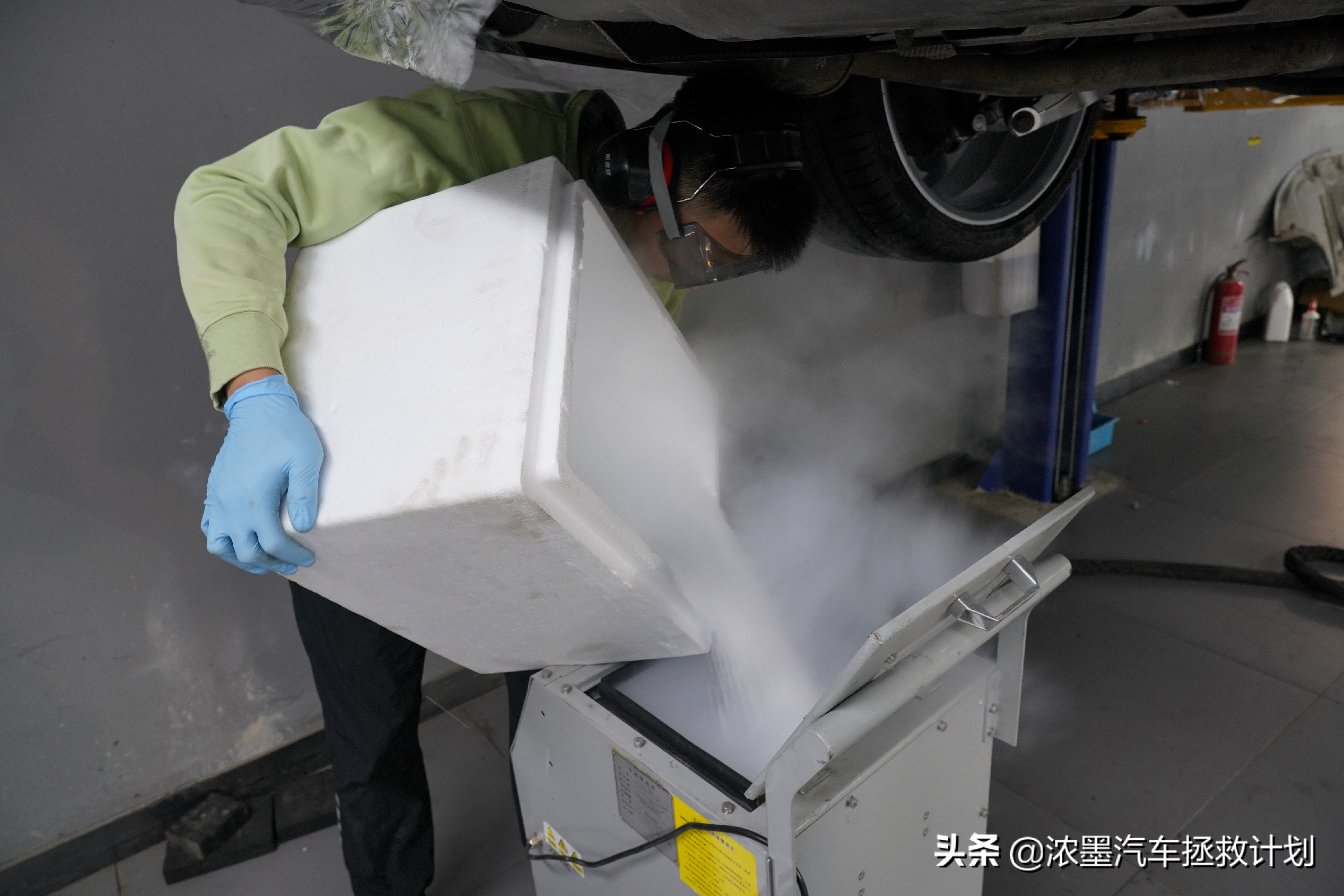 专业维修整备老款捷豹xj系列,老款捷豹xj整备视频