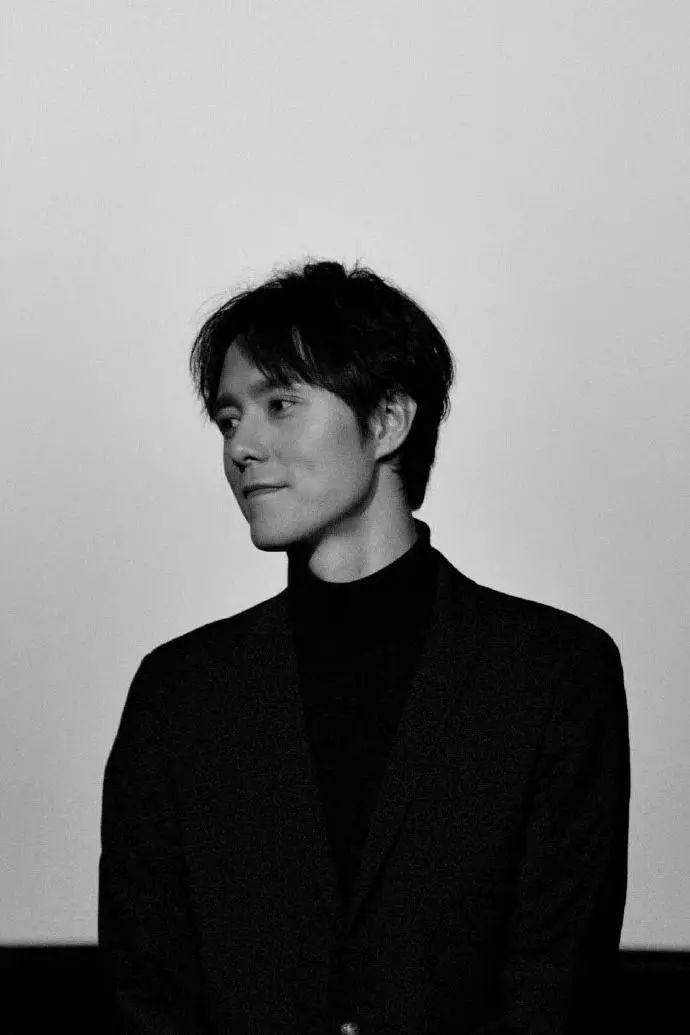 张超飞行视频 (张超飞行员的精神)