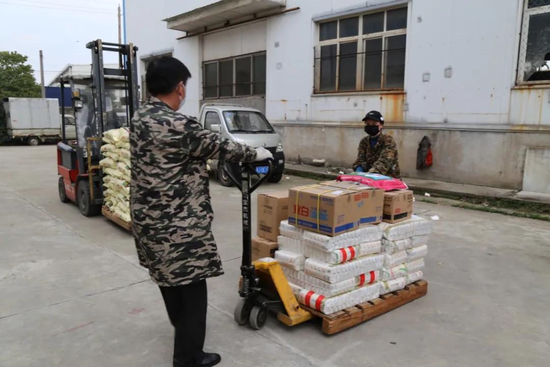 【战疫行动】黄州人，你下单代购的蔬果都是从哪里、怎么来的？——保供“战场”系列报道（四）