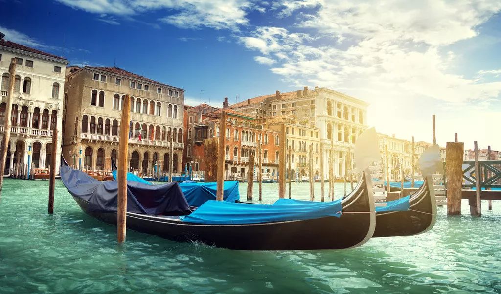 「适合12星座旅行地」射手适合冰岛，摩羯适合贝加尔湖