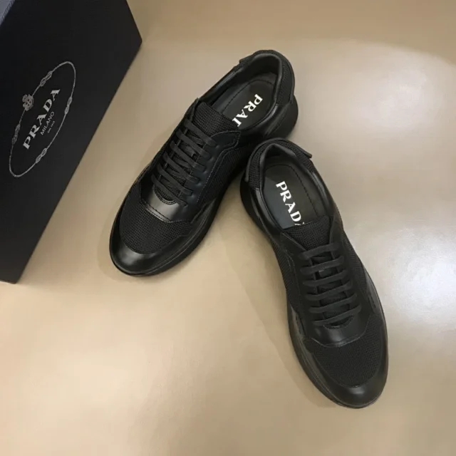 普拉达耐克,普拉达最新款黑武士跑鞋