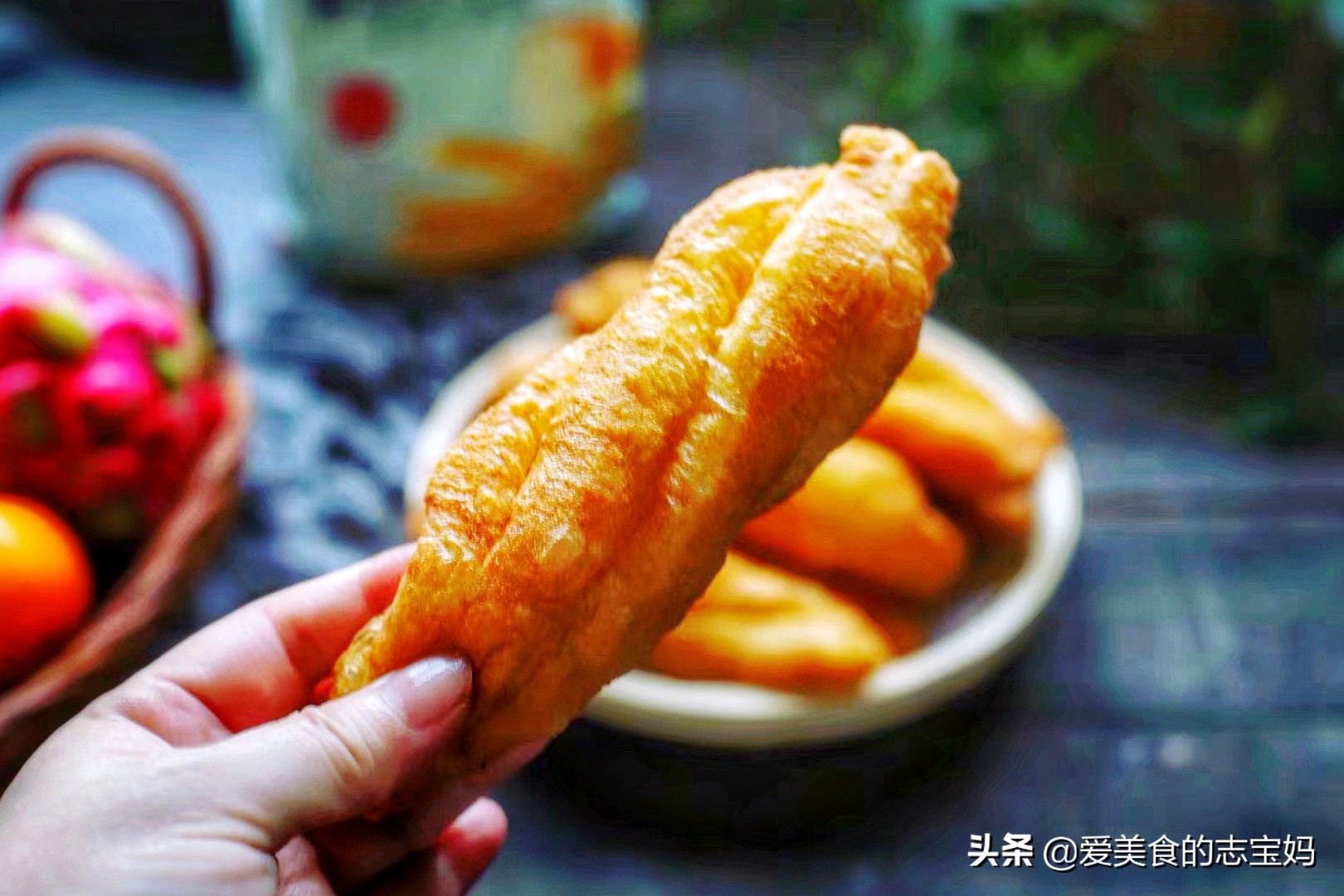 油条这样做更酥脆内含油条配方,油条怎样做才能蓬松酥脆有油条粉