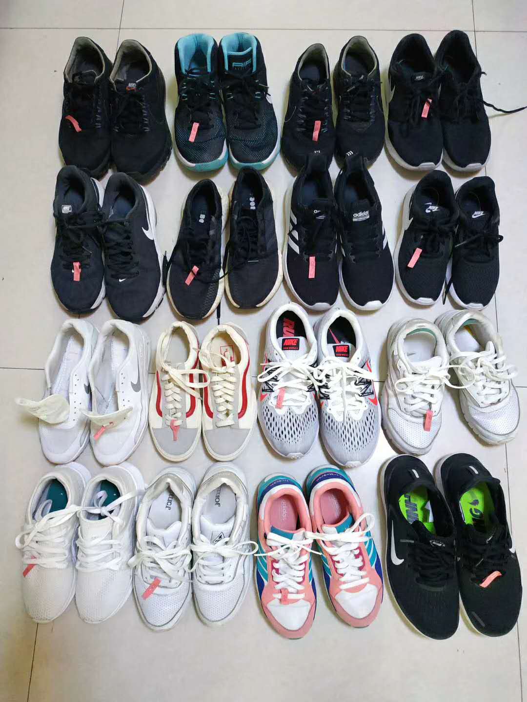 开洗鞋店三年赚1000万,川妹子洗鞋店