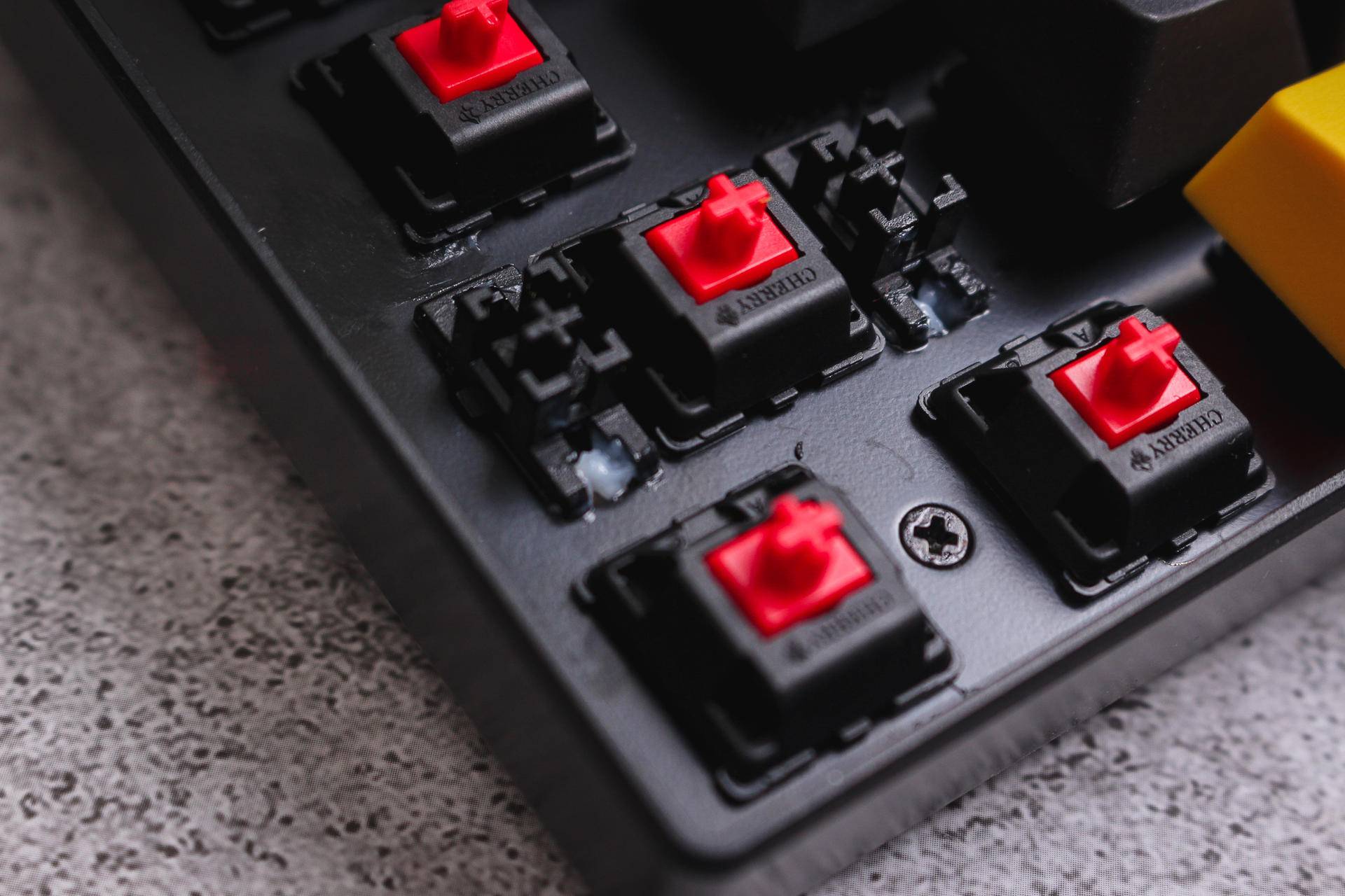 高斯机械rgb键盘测评,高斯alt71双模迷你机械键盘