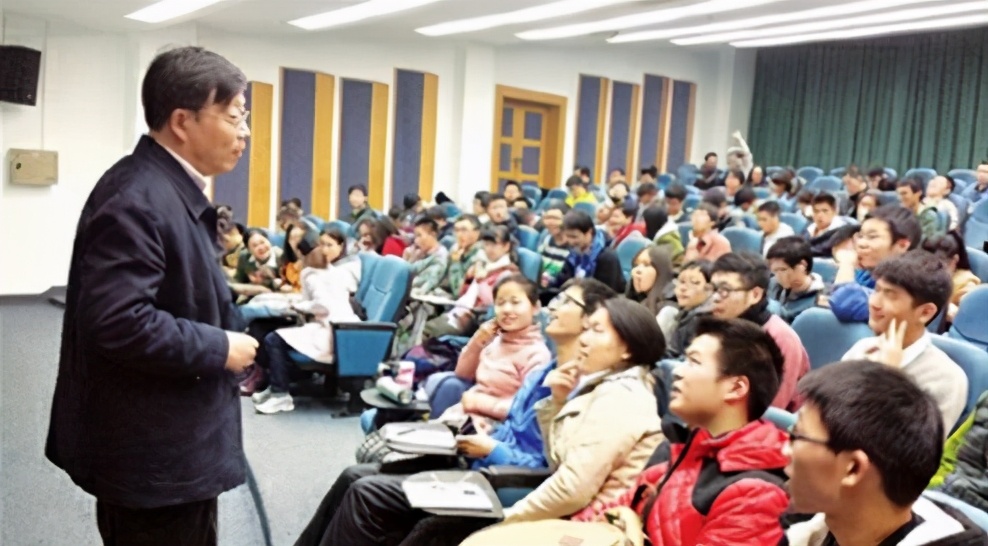 大学里抢手的课,大学选修课最火的课程