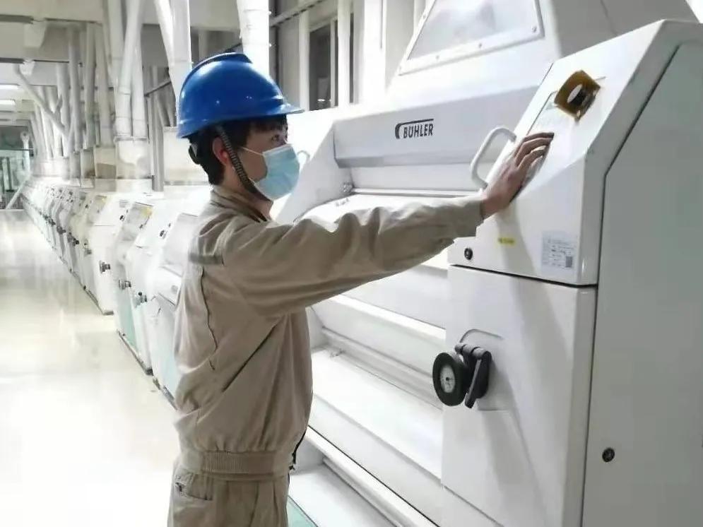 共克时艰凝心聚力,勠力同心众志成城促发展