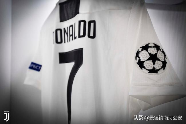 致敬c罗40米远射,尤文昔日功臣再现c罗英姿