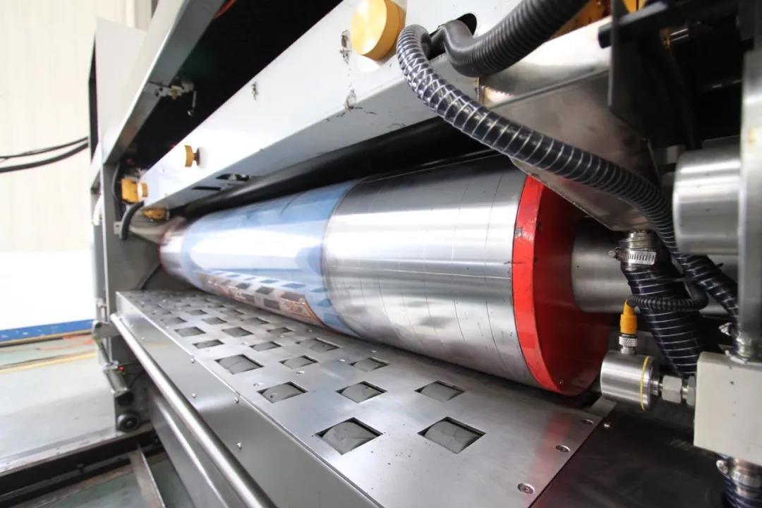 永利奇机械,永利奇纸箱印刷机