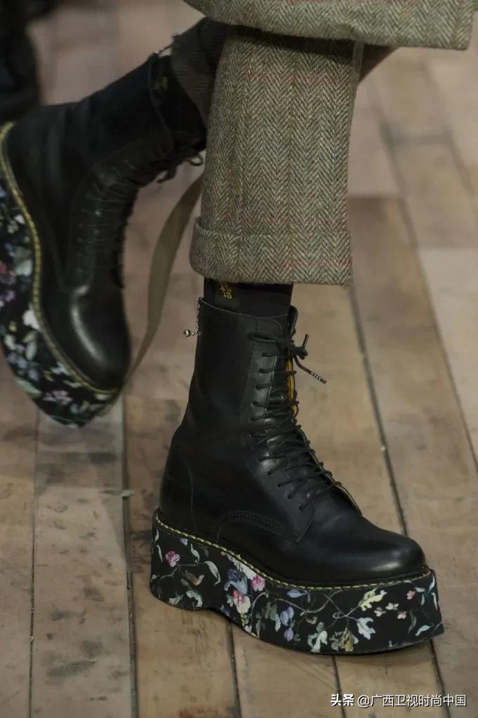百搭韩系马丁靴,超百搭款马丁靴
