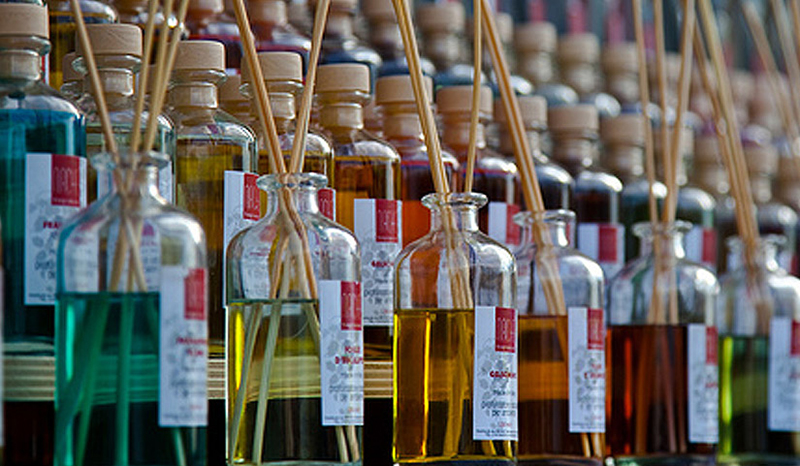 真正的檀香精油,檀香和檀香精油