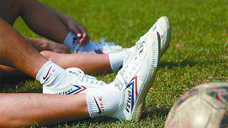 种草不悔！让歪果人疯抢的国货帆布鞋