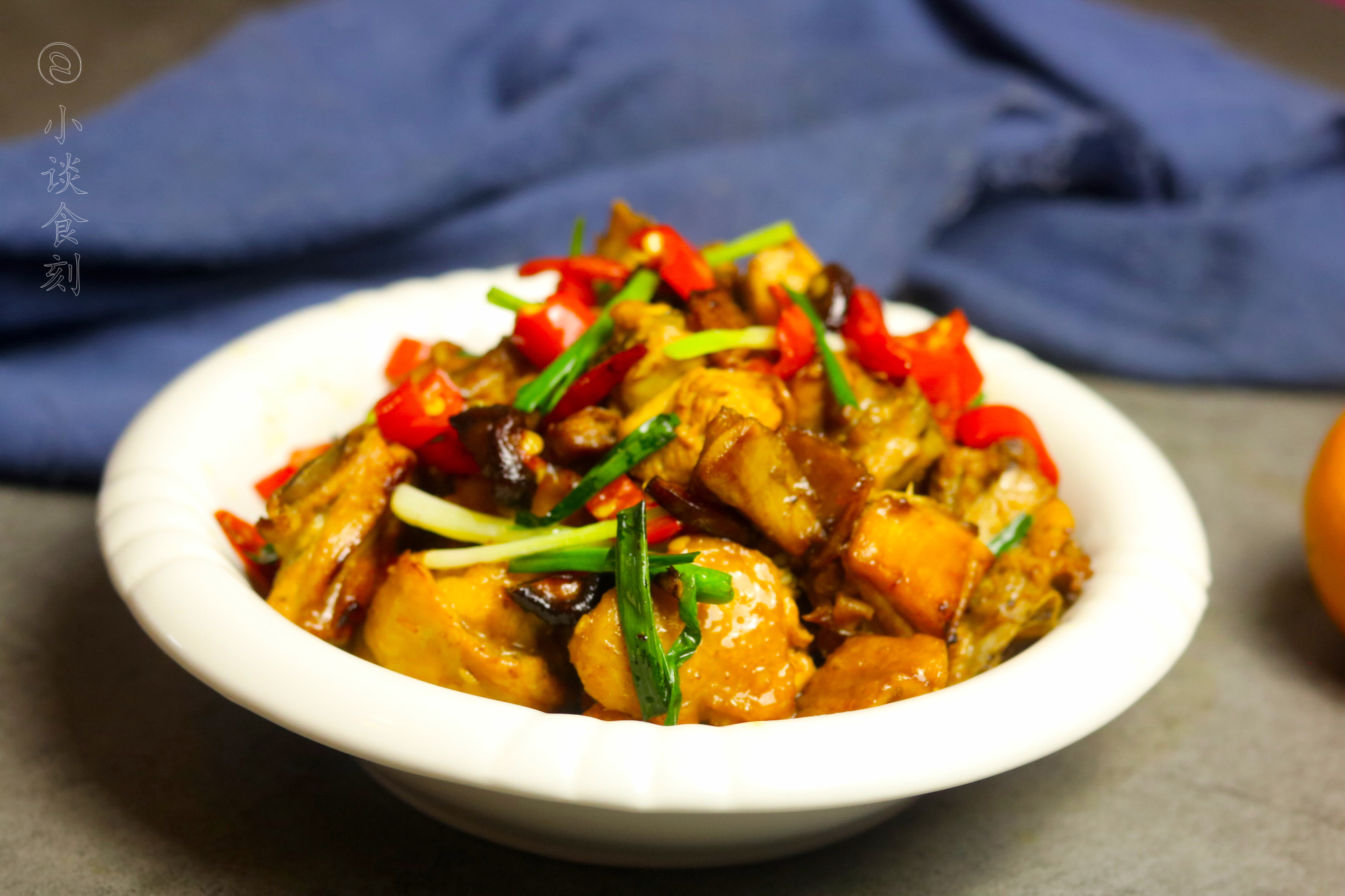 烧鸡为什么要炸一下再做,烧鸡要不要去血水