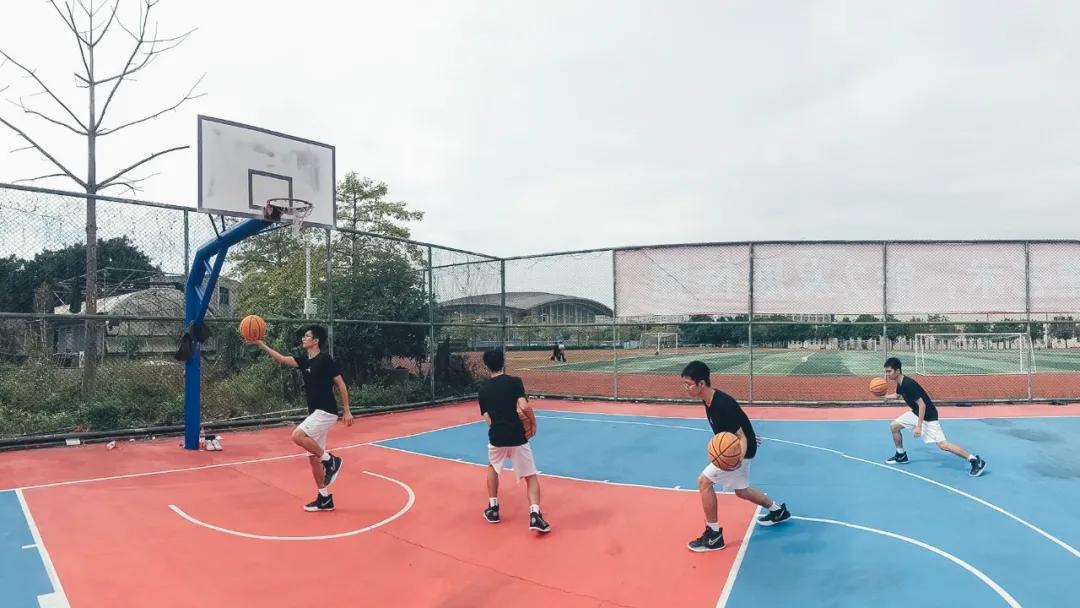 欧文七代变向如何,欧文领跑7代测评