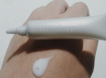 想要白到发光美白精华你拥有了吗,白成一道光精华推荐