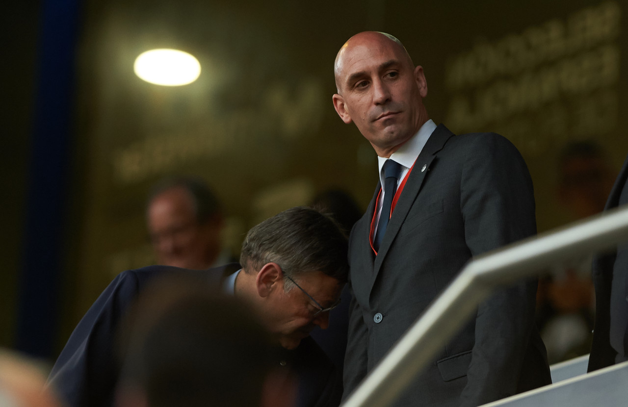 西蒙尼vs齐达内完整视频,西蒙尼和齐达内赛前是否握手