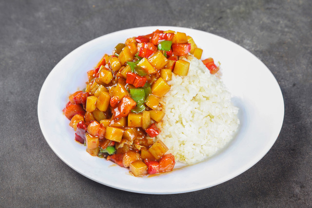 医院护工能帮病人买饭吗,护工买饭给病人吃有责任吗