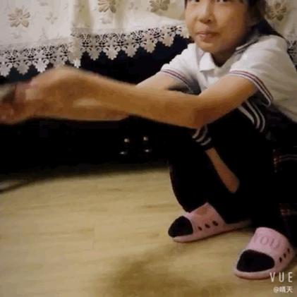 把纸片玩“活”了！能后空翻还会咬人，日本纸艺大师震撼之作