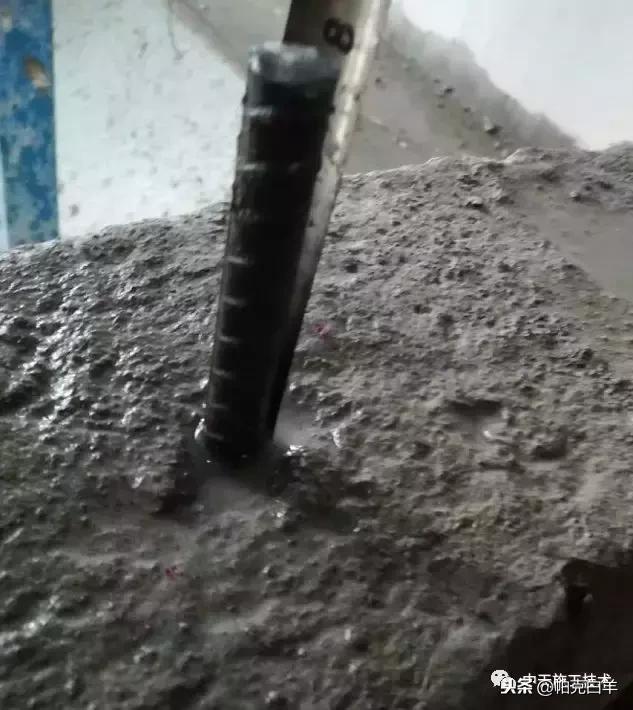 栏杆基础及预埋件怎么安装,混凝土栏杆预埋安装全过程