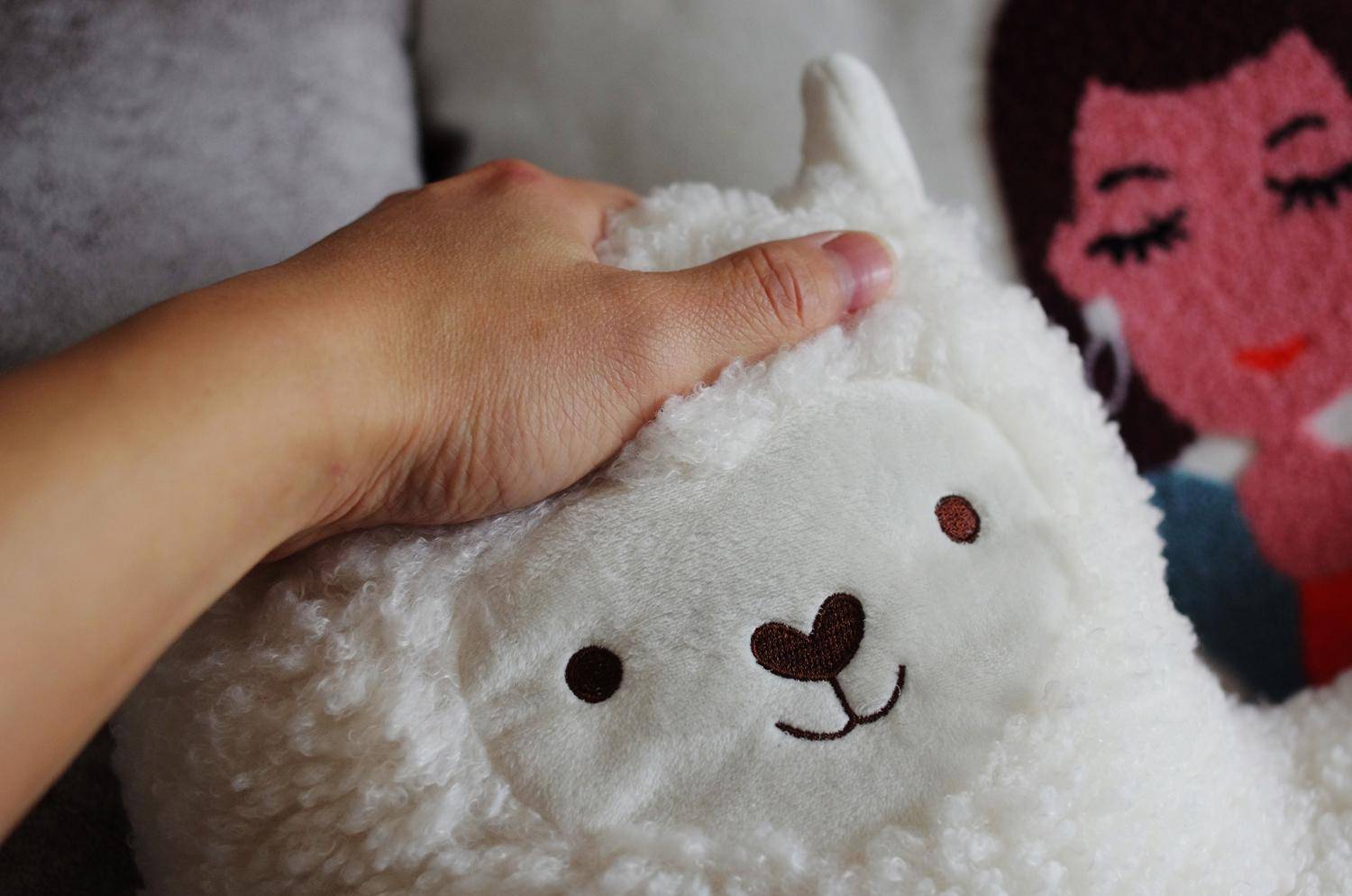 可爱治愈羊驼按摩器,可爱按摩枕羊驼