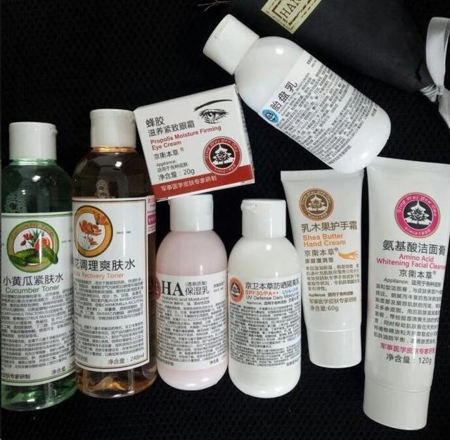 女人要好好护肤,女人各年龄段用的护肤品牌子