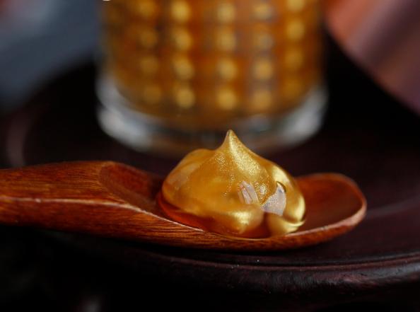 眼部皱纹很多用哪款眼霜好,眼部皱纹深用哪款眼霜好一些