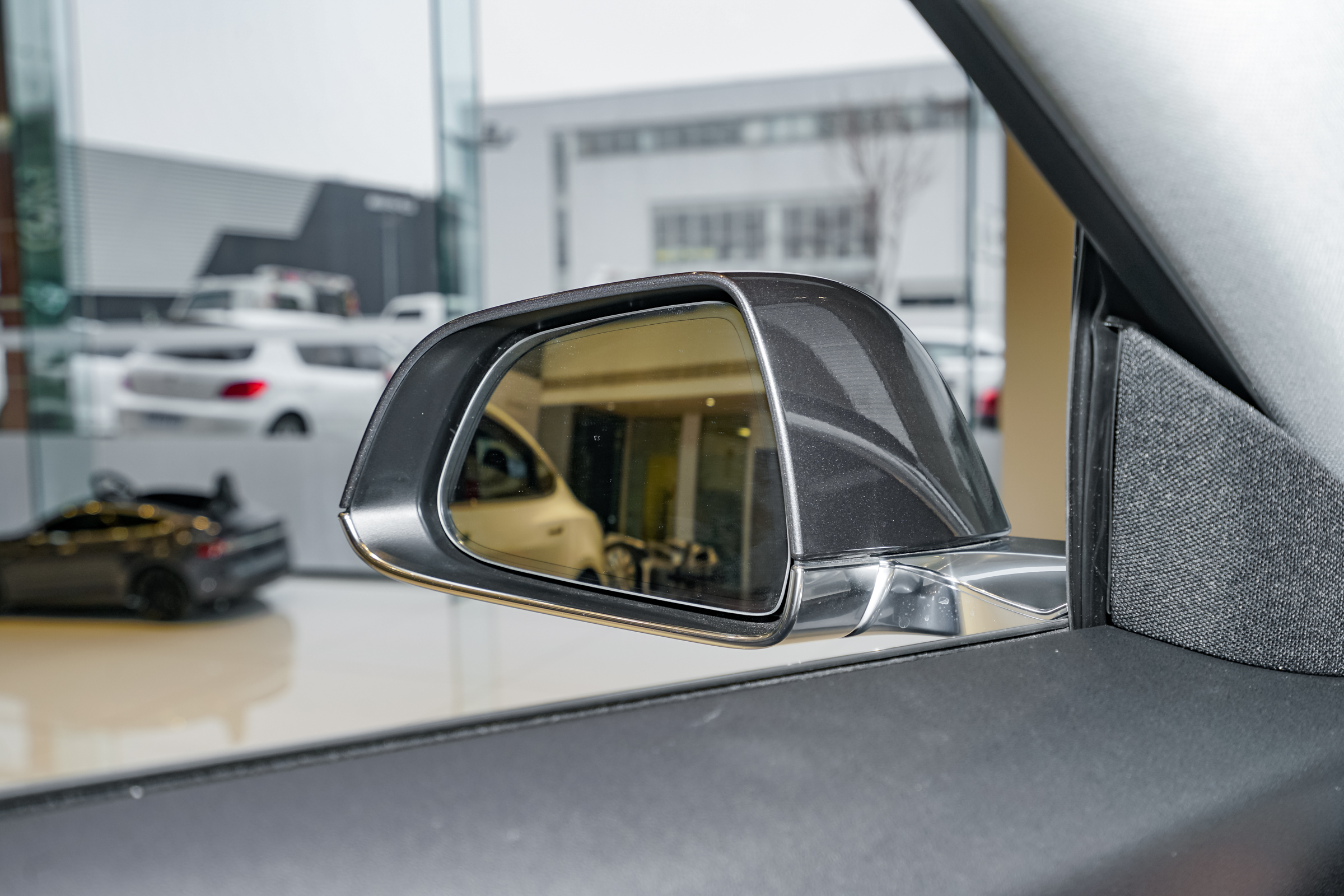 特斯拉Model3车窗漏风怎么办?三种解决方案建议了解清楚