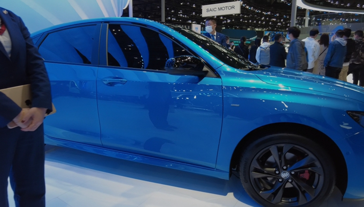 威朗pro锁车后车机系统多久息屏,威朗pro车机仪表有几种样式