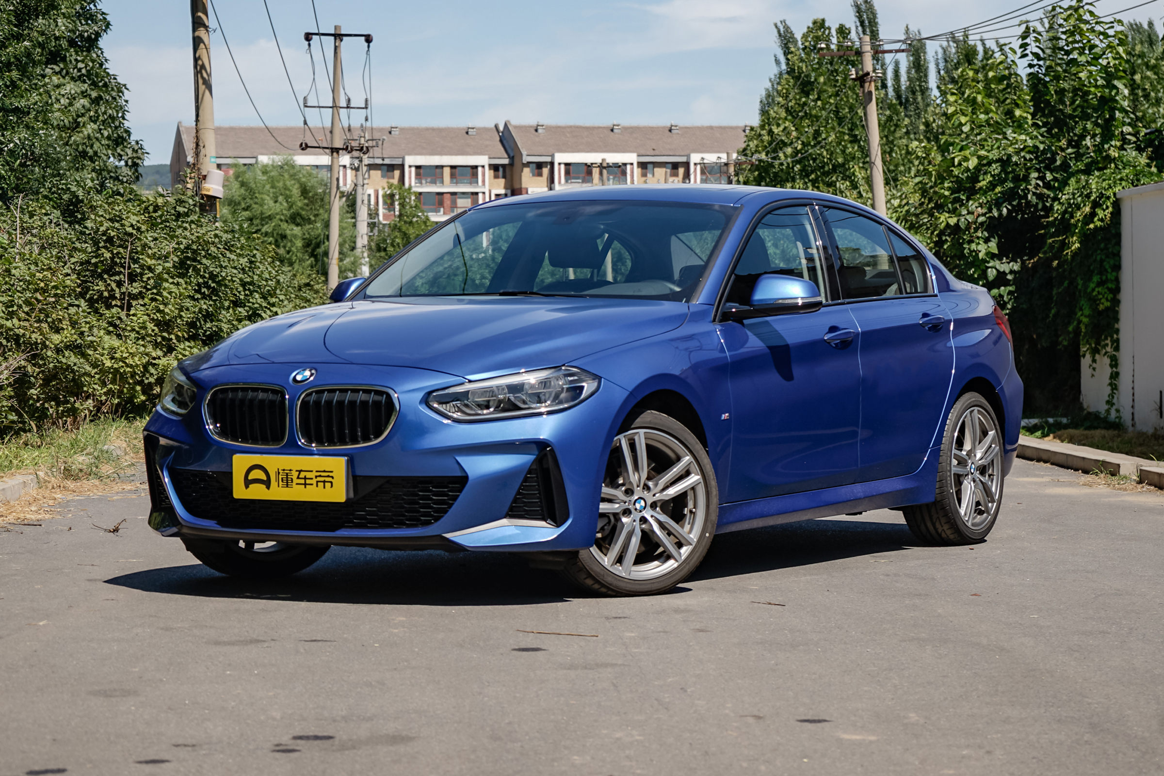 宝马1系怎么取消倒车镜下翻,宝马1系倒车后视镜自动下翻关闭