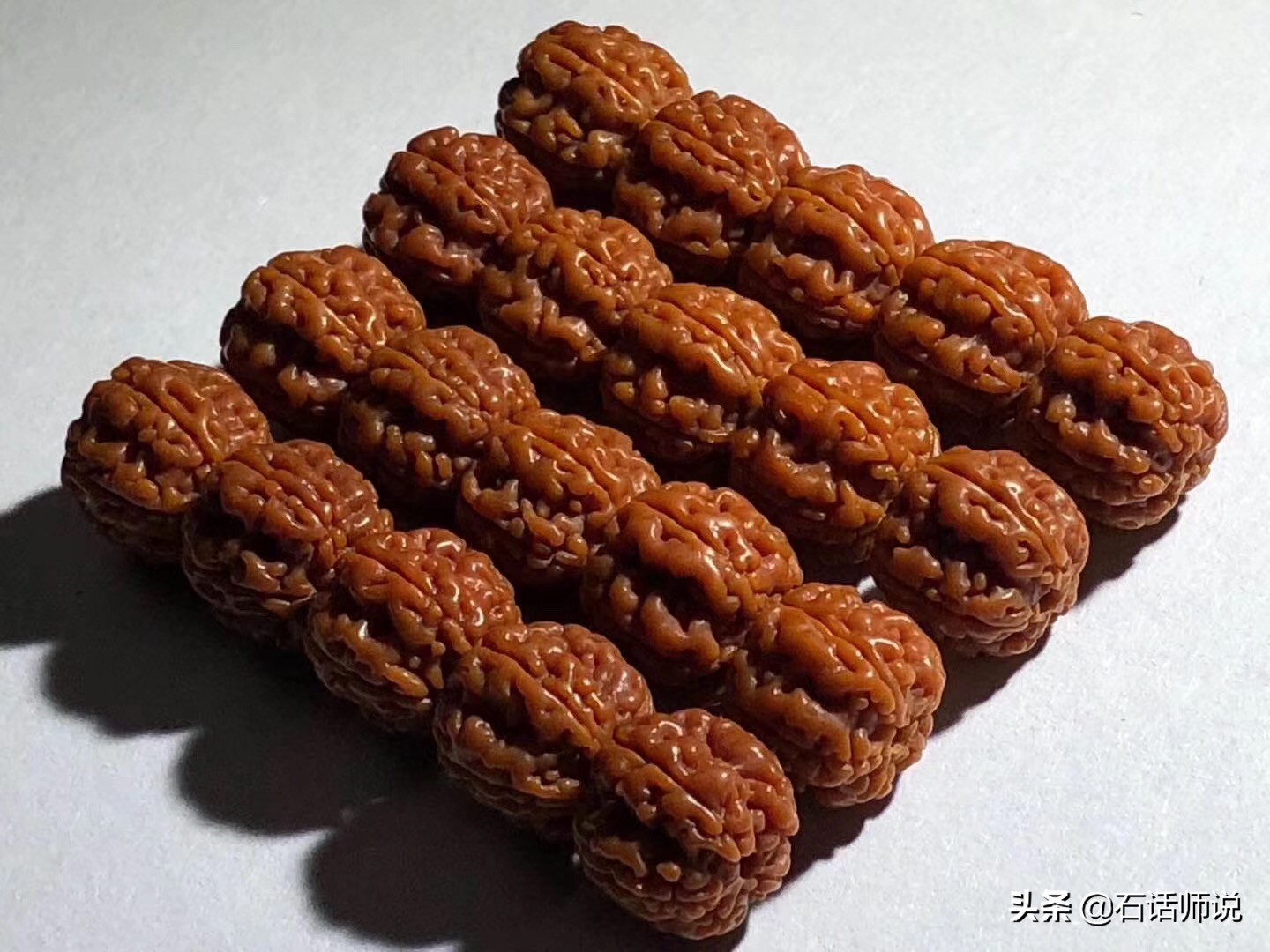 在家没事整理一下自己的小菜园,没事在家里盘金刚