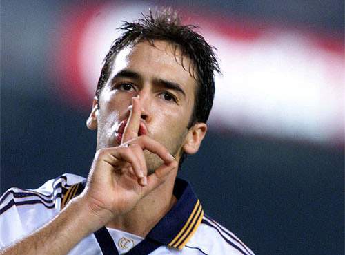 买球员是给球员钱吗,买球员为什么要花钱