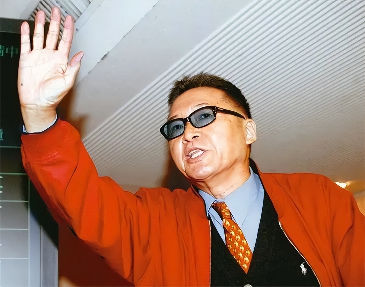 狂傲的李敖为什么说：只有毛主席值得我喊“万岁”，其他人不配